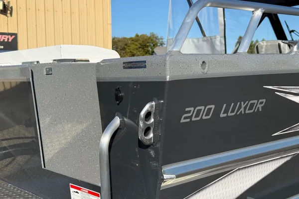 Thunder-jet 200-LUXOR image