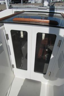 Beneteau 381 image