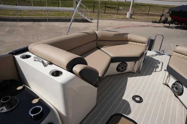 Harris Crowne 250 image