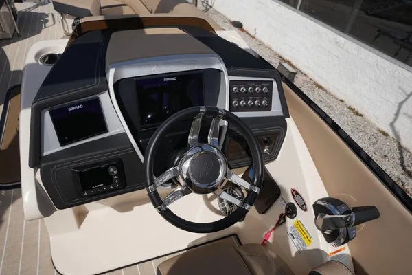 Harris Crowne 250 image