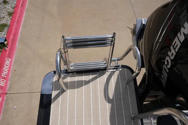 Harris Crowne 250 image