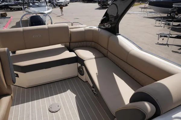 Harris Crowne 250 image