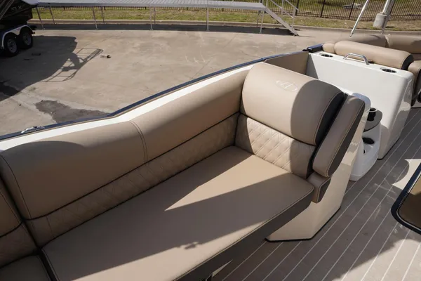 Harris Crowne 250 image