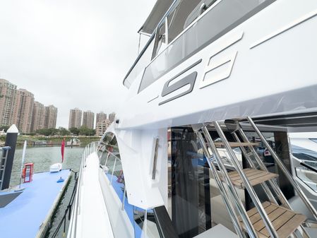 Azimut S6 image