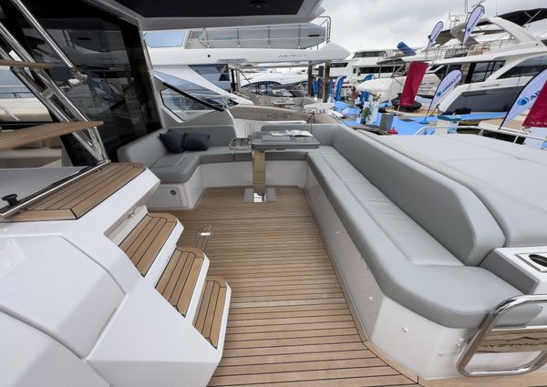 Azimut S6 image