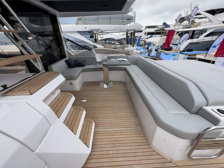 Azimut S6 image