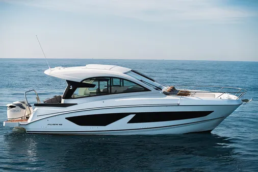Beneteau FLYER-10-SPORT-TOP image