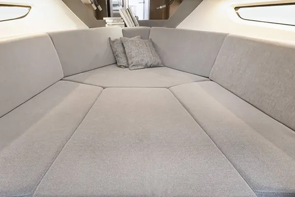 Beneteau FLYER-10-SPORT-TOP image