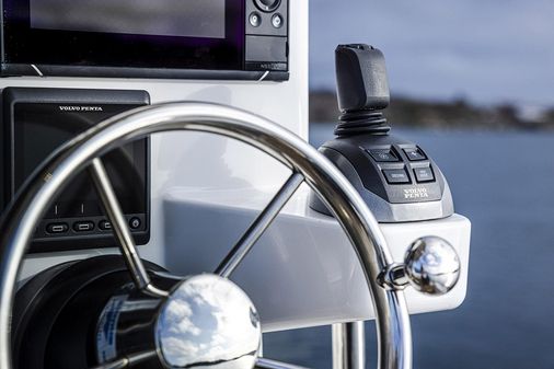 Nimbus COMMUTER-11 image