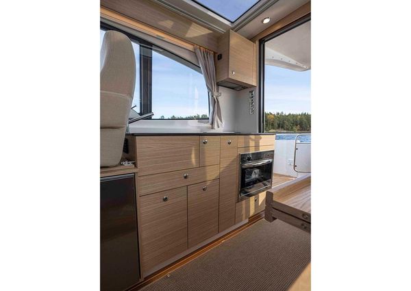 Nimbus 365-COUPE image