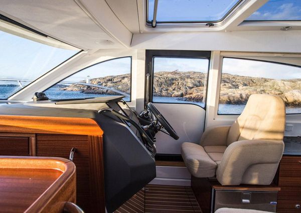 Nimbus 305-COUPE image