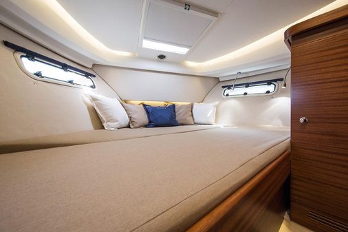 Nimbus 305-COUPE image