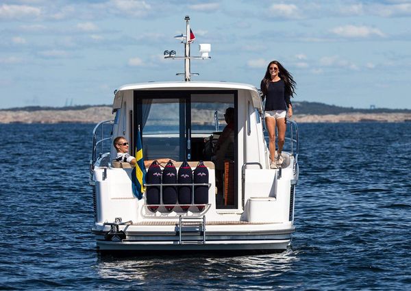 Nimbus 305-COUPE image