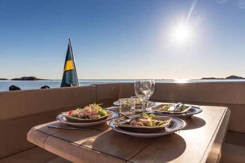 Nimbus 305-COUPE image