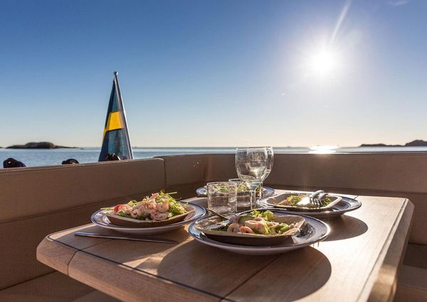 Nimbus 305-COUPE image