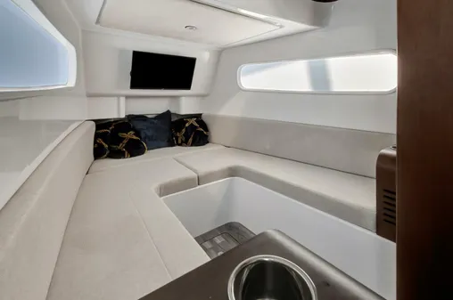 Jupiter 43 Center Console image