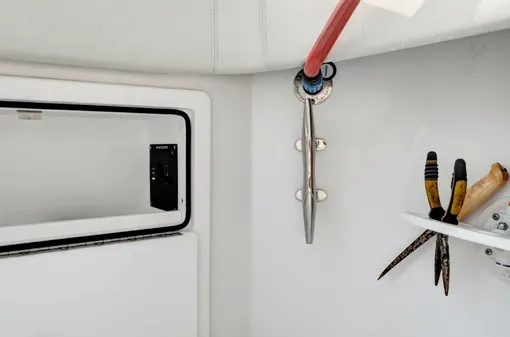 Jupiter 43 Center Console image