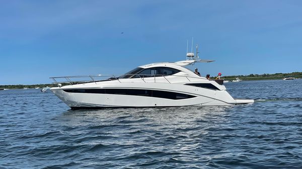 Galeon 385 HTS
