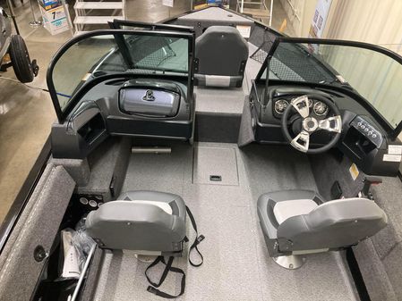 Lowe FM-1675-WT-FISH-FUN-WINDSHIELD-BT image