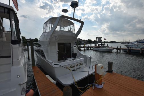 Carver 33 Super Sport image