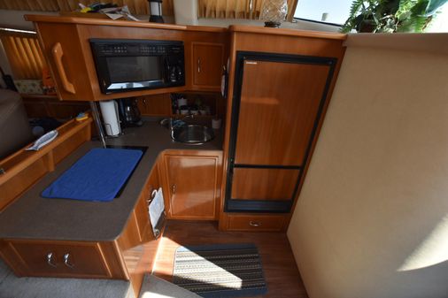 Carver 33 Super Sport image