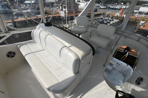 Carver 33 Super Sport image