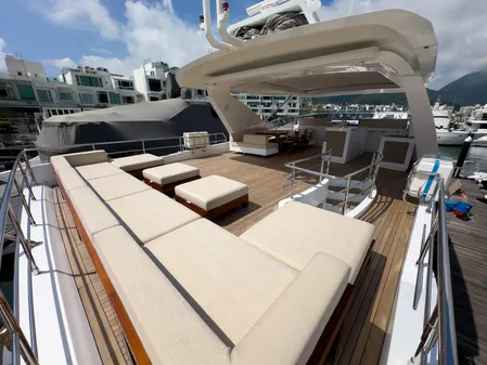 Azimut GRANDE-100 image