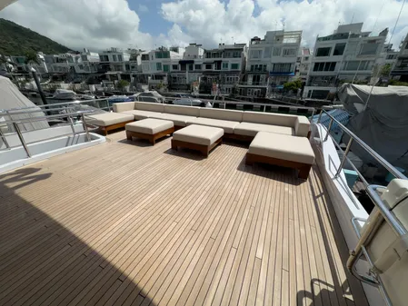 Azimut GRANDE-100 image