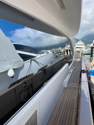 Azimut GRANDE-100 image