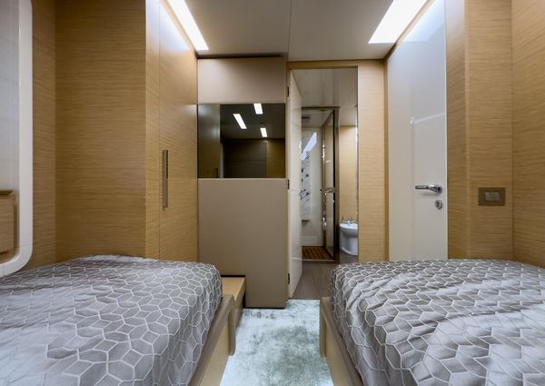 Azimut 100-GRANDE image