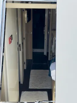 Azimut GRANDE-100 image