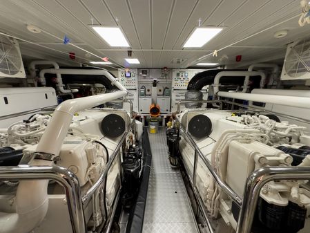 Azimut 100-GRANDE image