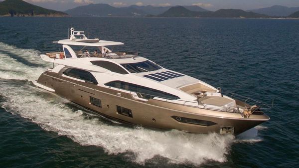 Azimut 100 Grande