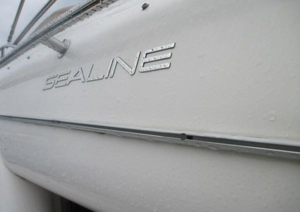 Sealine T52 image