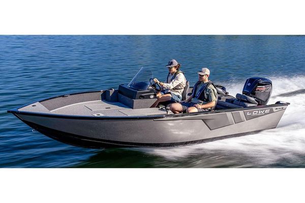 Lowe FISHING-MACHINE-1775SC - main image