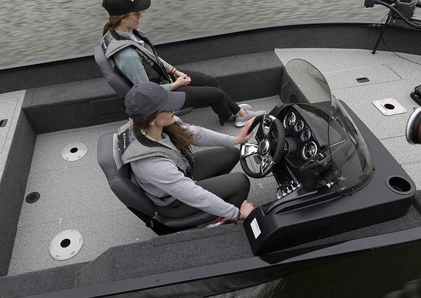 Lowe FISHING-MACHINE-1675SC image