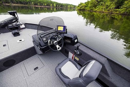 Lowe FISHING-MACHINE-1675SC image