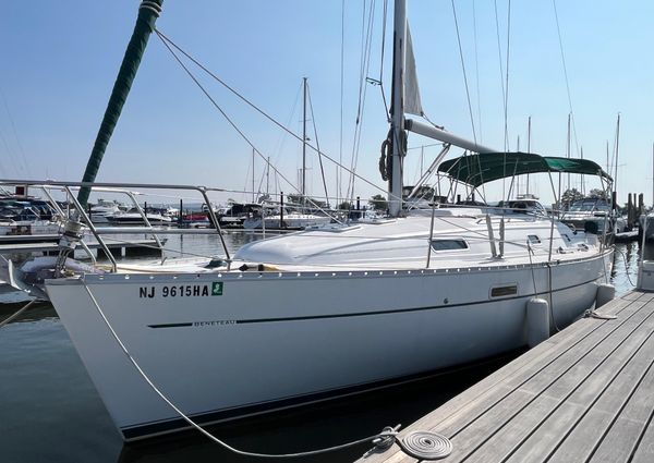 Beneteau 331 image