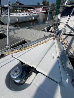 Beneteau 331 image