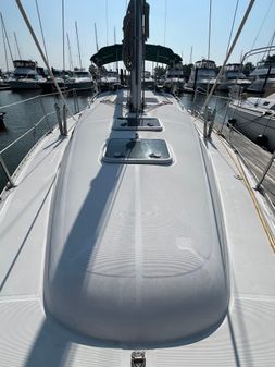 Beneteau 331 image