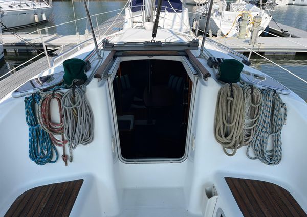 Beneteau 331 image