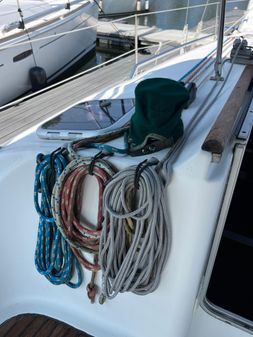 Beneteau 331 image