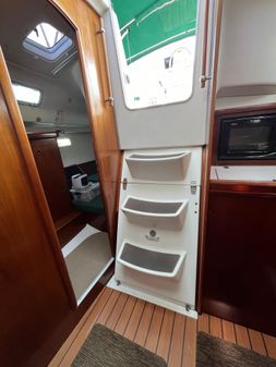 Beneteau 331 image