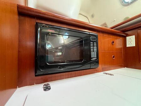 Beneteau 331 image