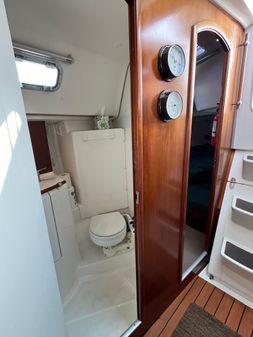 Beneteau 331 image