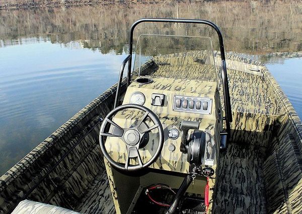 Lowe ROUGHNECK-1860CC image