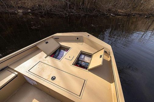 Lowe ROUGHNECK-2070SC image