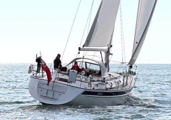 Hallberg-Rassy 43 Mk II - main image