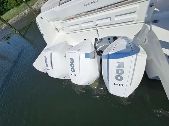 Beneteau ANTARES-12 image