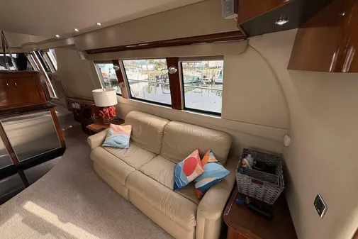 Carver 56 Voyager image